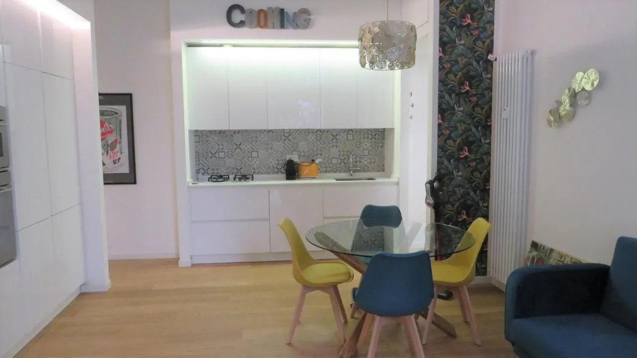 Apartment Home4Youmilano Italy